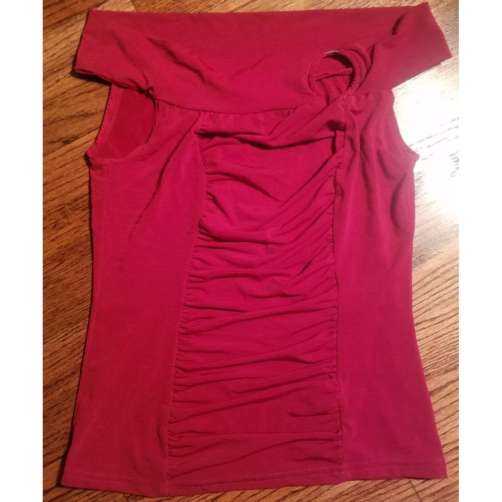 I.N Studio Sleeveless Top Blouse Size M Red